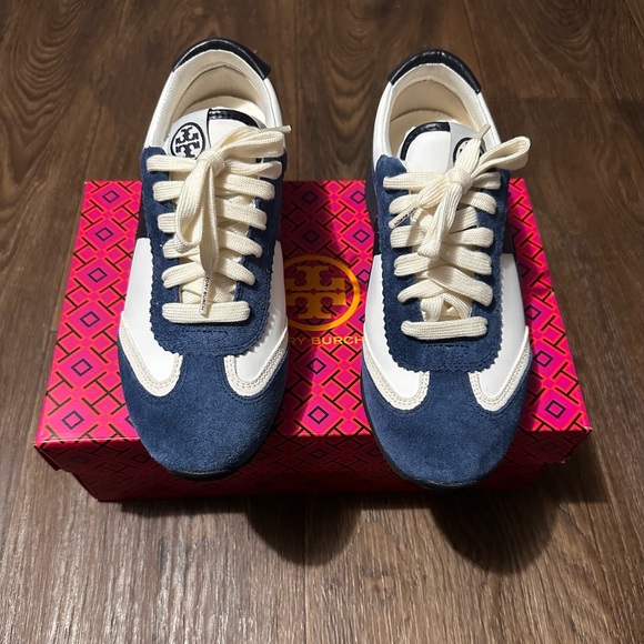 Tory Burch Hank Sneakers - Picture 3 of 8